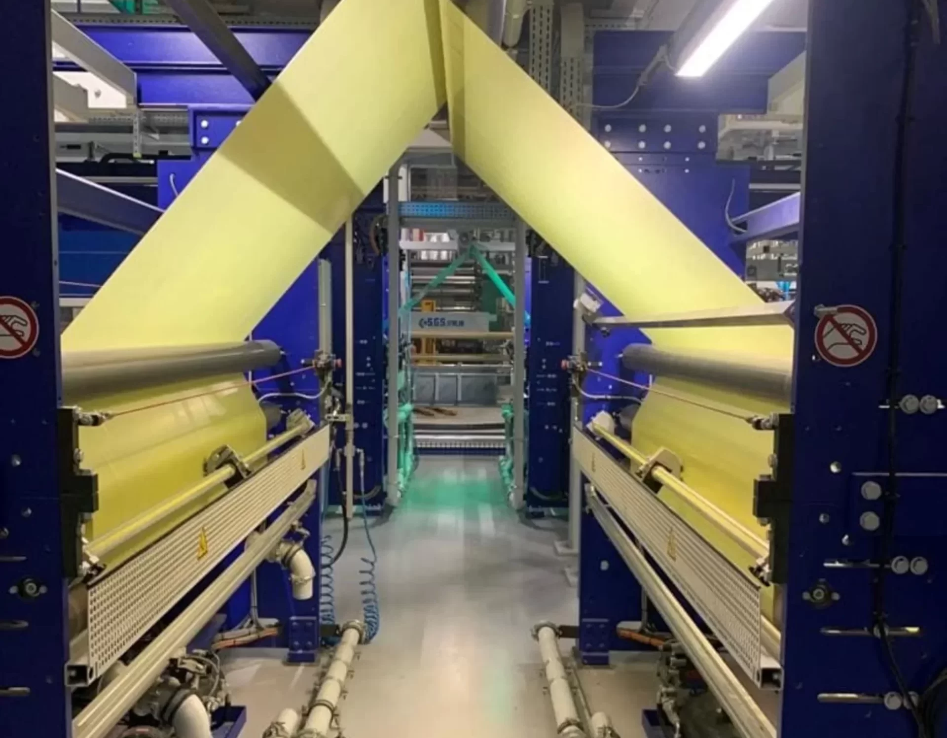 film in bobina macchinari CAR PLAST EXTRUSION Imballaggi flessibili in polietilene Flexible polyethylene packaging